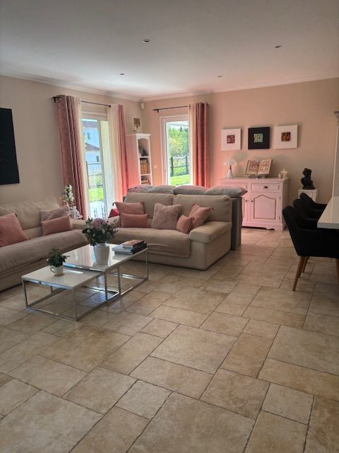 Avant - Salon | Puyricard